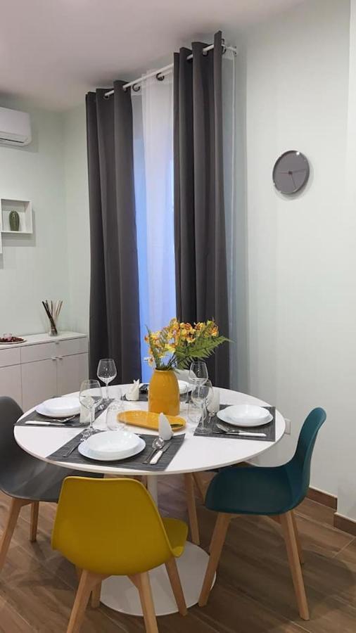 Апартаменти Foria House Napoli Екстер'єр фото